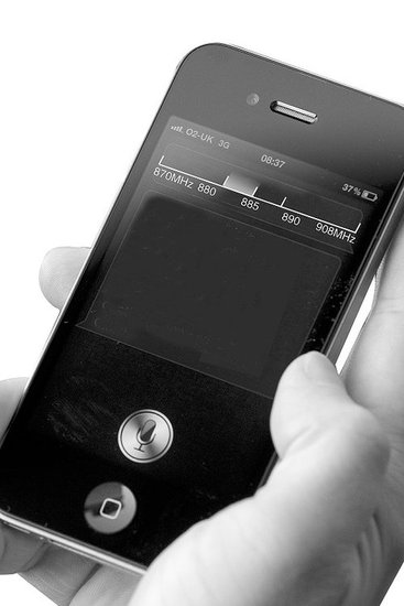 iPhone4S陷信號(hào)門：中移動(dòng)頻段疑遭蘋果閹割